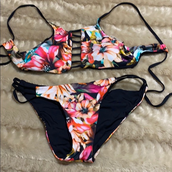 TiniBikini Other - Tinibikini 2 Piece Reversible